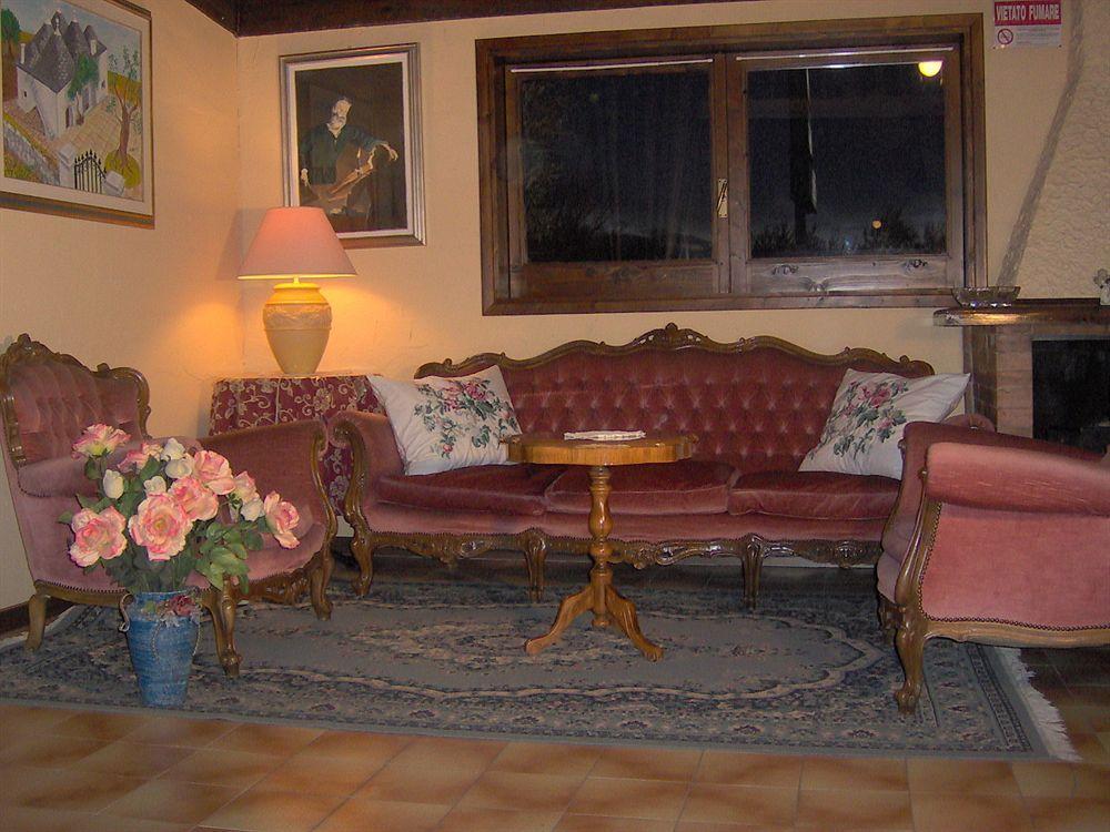 Bed&breakfast Santa Fara Bari Exteriör bild