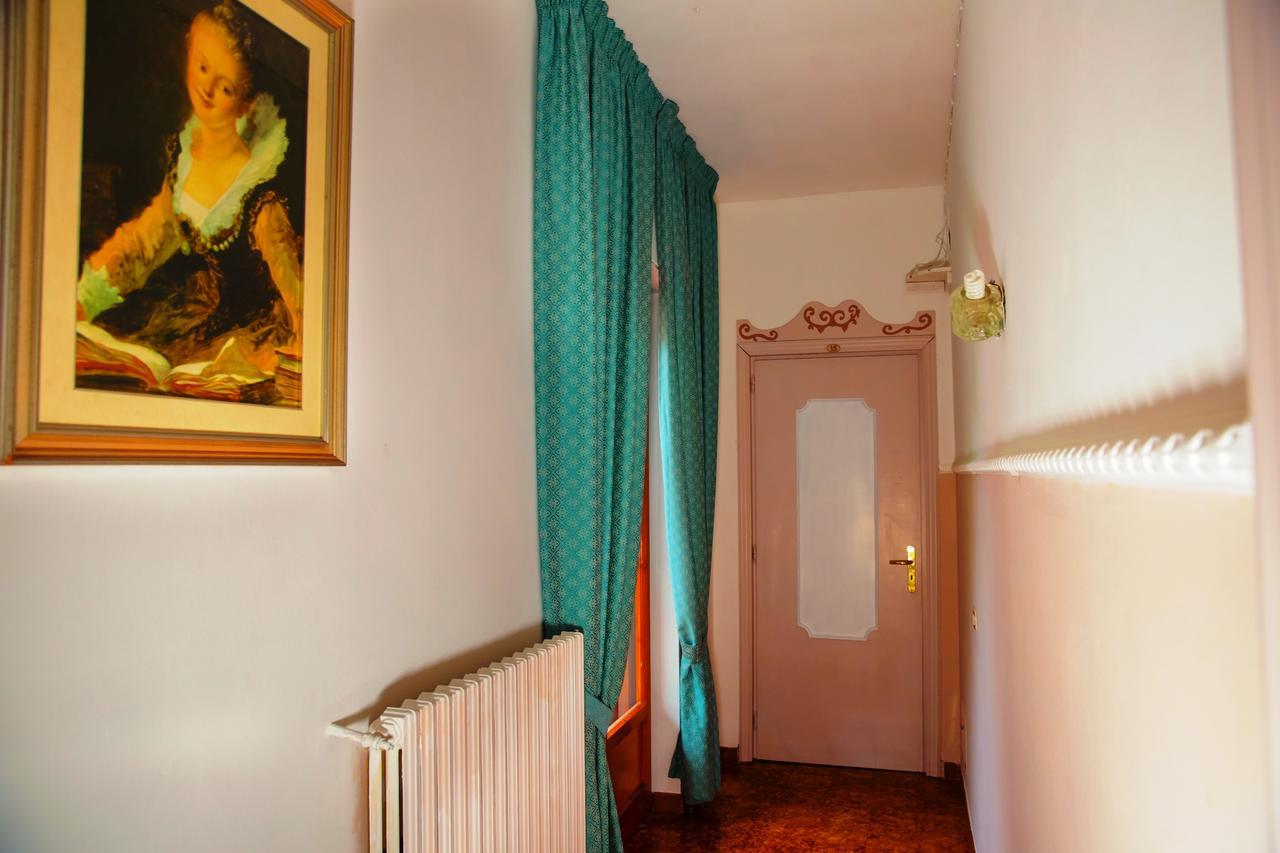 Bed&breakfast Santa Fara Bari Exteriör bild