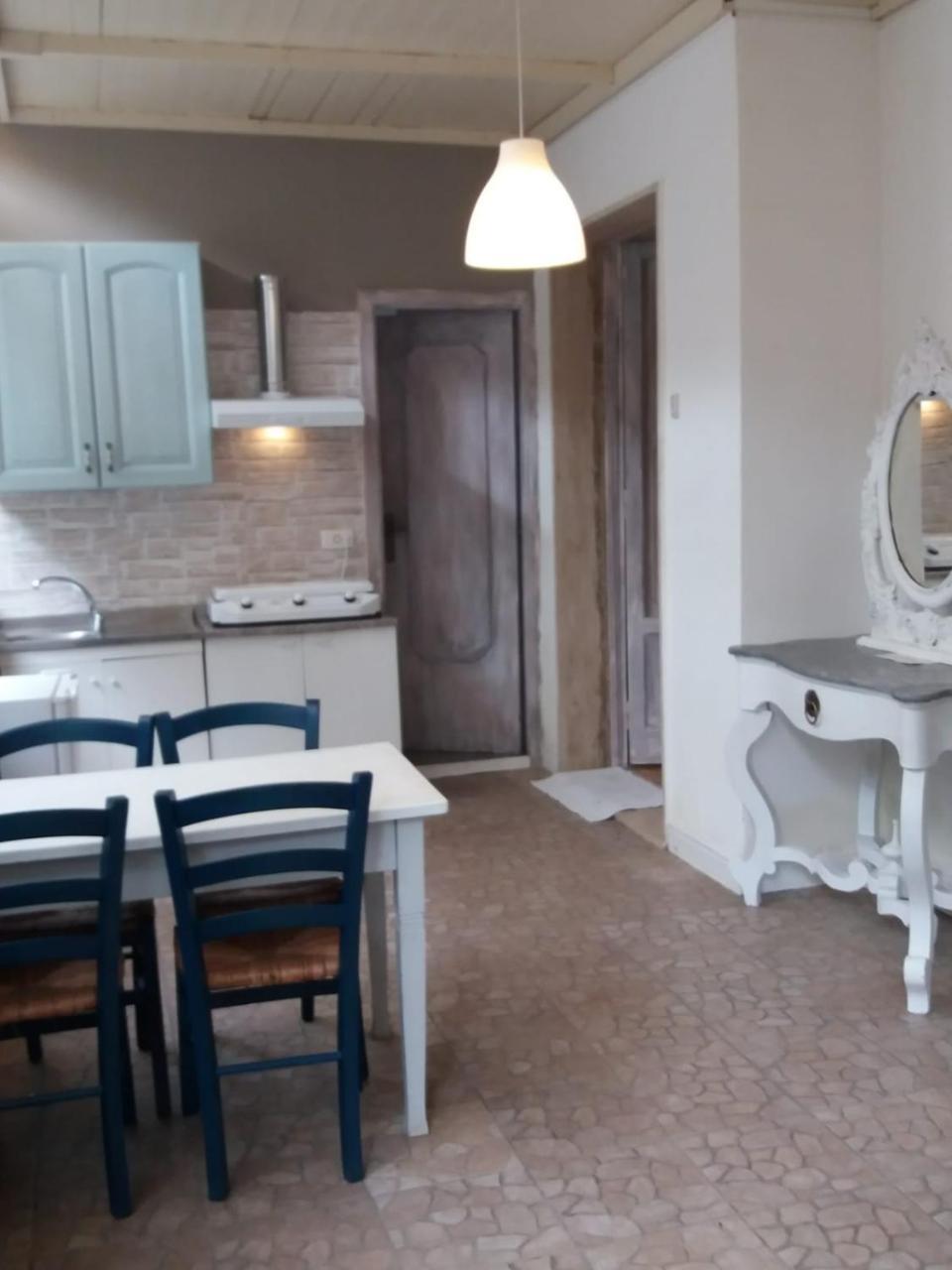 Bed&breakfast Santa Fara Bari Exteriör bild