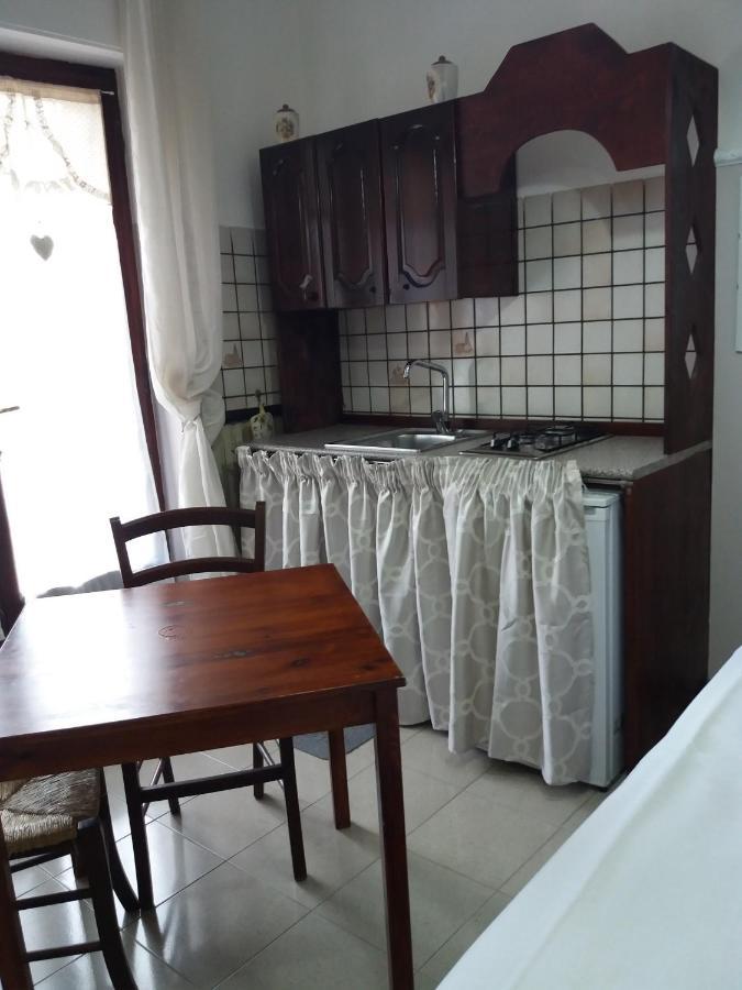 Bed&breakfast Santa Fara Bari Exteriör bild